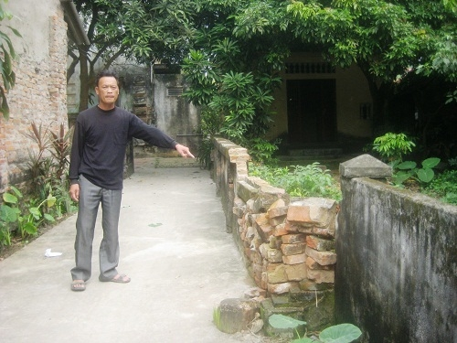 Ly[-]kỳ[-]quanh[-]chuyện[-]chó[-]thần[-]giữ[-]của[-]ở[-]Hưng[-]Yên